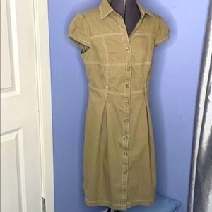 Robert Louis dress size Med lt brown/ tan button up